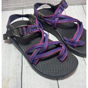CHACO Women's Sz. 7M Purple Striped Hiking Outdoors Adjustable Strappy Sandals